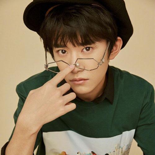 娱乐圈业内爆料易烊千玺,娱乐圈爆料背后的成长与蜕变 第3张 娱乐圈业内爆料易烊千玺,娱乐圈爆料背后的成长与蜕变 第3张